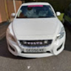 Meet your Posher, Georgina